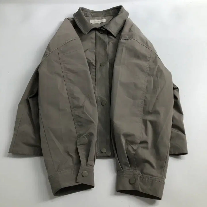 [SOLD OUT] BCBG 양가죽 배색 숏 자켓