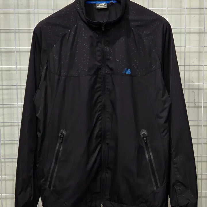 [SOLD OUT] 뉴발란스 바람막이 자켓 105