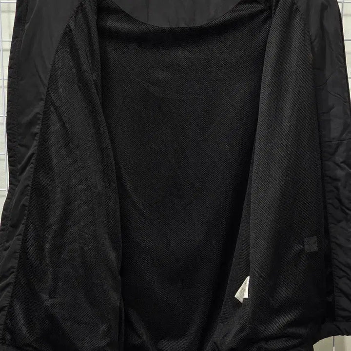 [SOLD OUT] 뉴발란스 바람막이 자켓 105