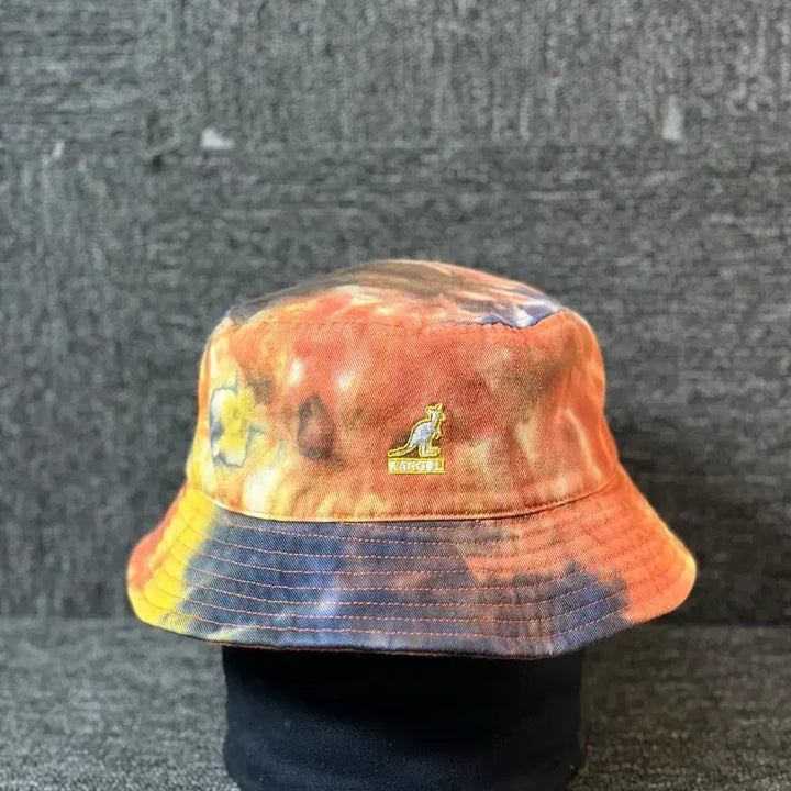 [BUNJANG] Kangol Tie-Dye Bucket Hat / 캉골 타이 다이 버킷햇 M