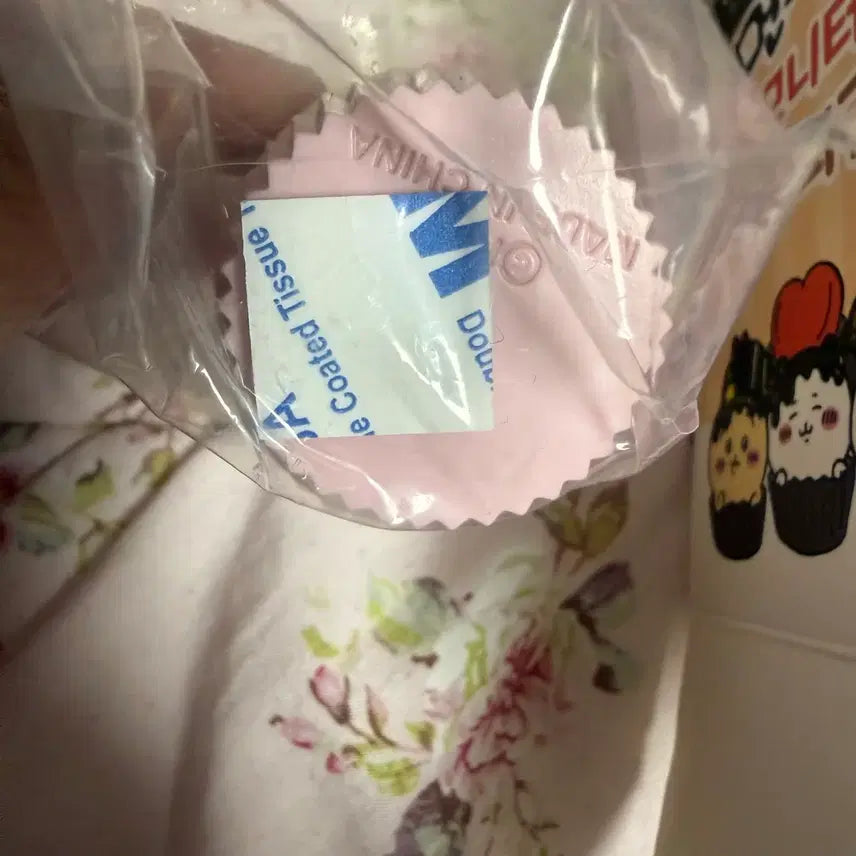 [SOLD OUT] 먼작귀 모니터 피규어 우사기 토끼 딸기버전 컵케이크 히든 가챠