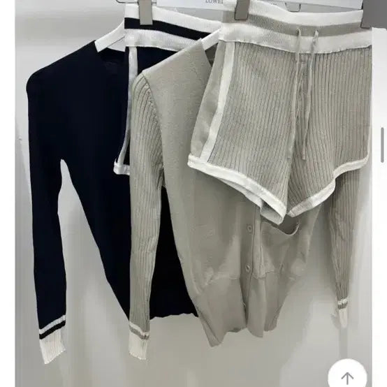 [SOLD OUT] 에이블리 배색 골지 가디건 반바지 트레이닝 세트 (새상품)