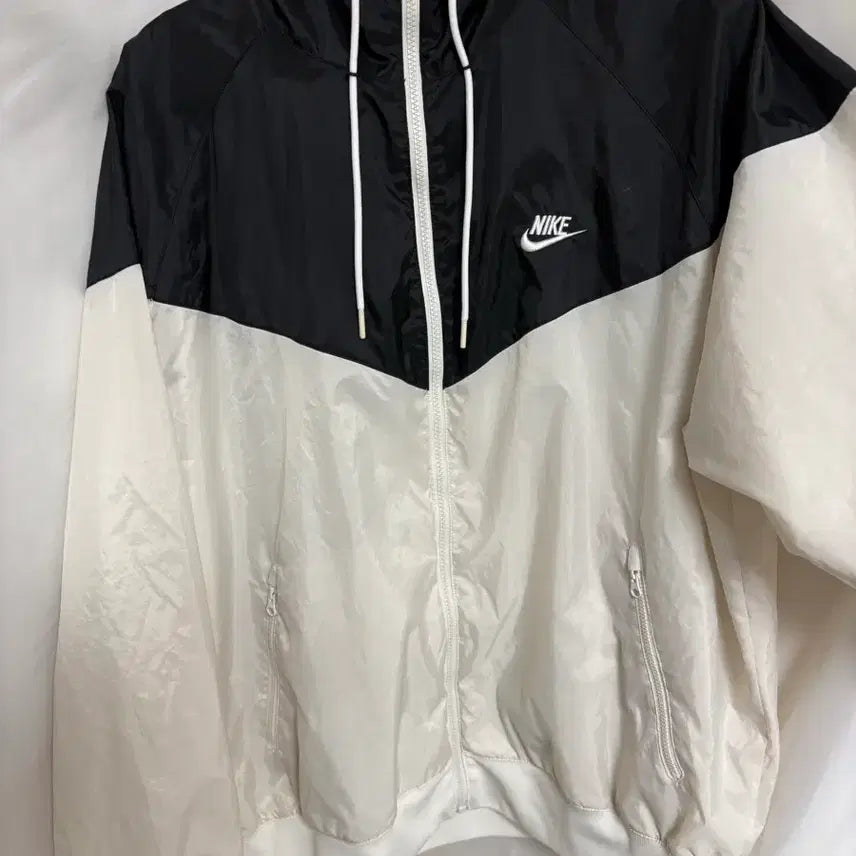 [BUNJANG] Nike Windrunner Hooded Zip-Up Jacket / 2XL나이키 윈드러너 후드 집업 (세탁/케어 완료)