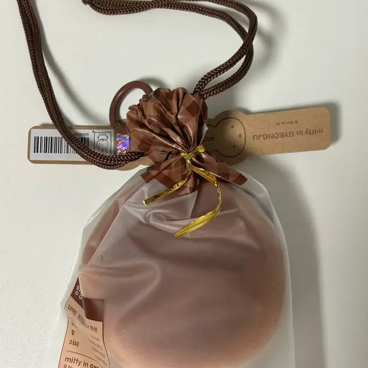 [SOLD OUT] 미피 경주 보리빵 파우치 키링