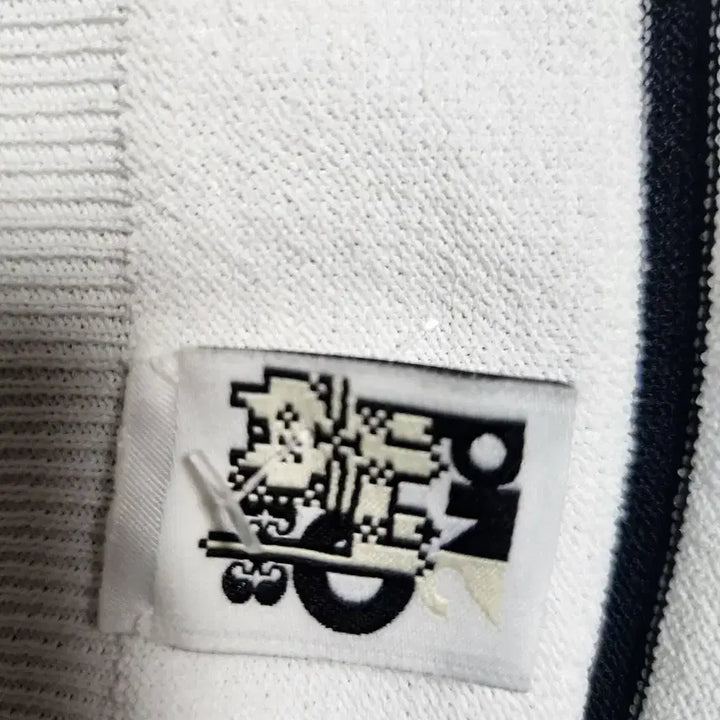 [SOLD OUT] 한섬 오즈세컨2021페이크 니트 가디건FREE