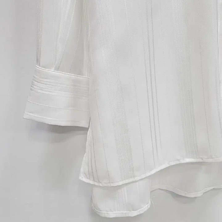 [BUNJANG] Club Monaco White Striped Shirt / 클럽모나코 화이트 스트라이프 셔츠