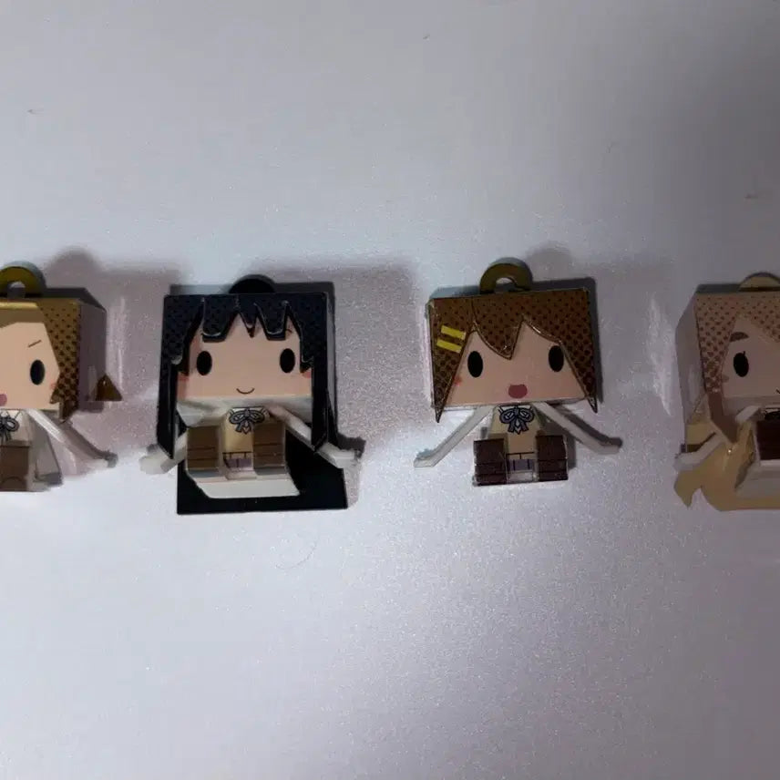 [SOLD OUT] 고전 미소녀 케이온 유이 미오 리츠 츠무기 그라피그 피규어 키링