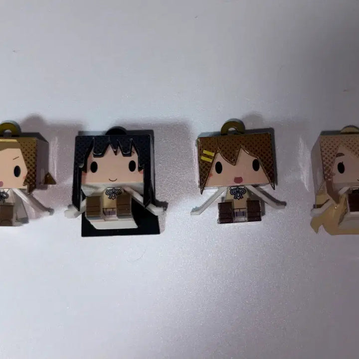 [SOLD OUT] 고전 미소녀 케이온 유이 미오 리츠 츠무기 그라피그 피규어 키링