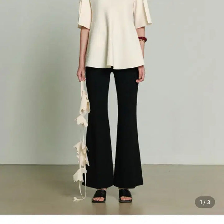[SOLD OUT] (1회착용)제이청 시그니처 실링 부츠컷 팬츠