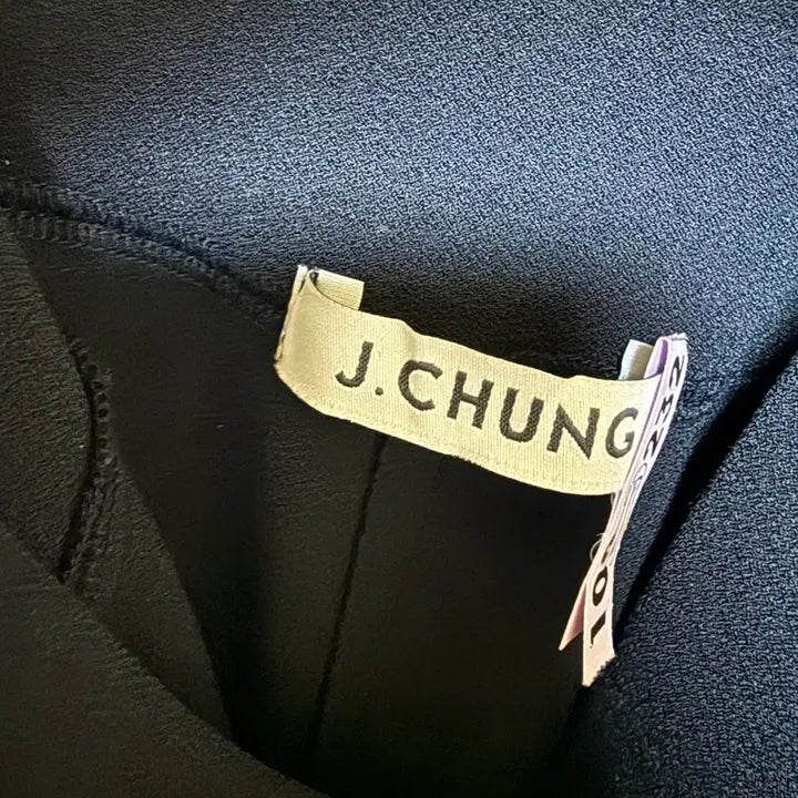 [SOLD OUT] (1회착용)제이청 시그니처 실링 부츠컷 팬츠