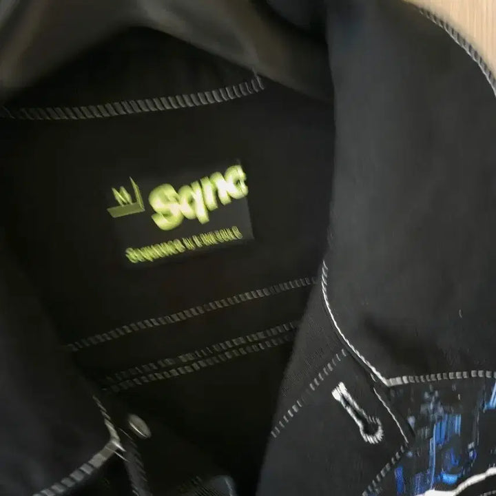 [BUNJANG] SEQUENCE Black Denim Jacket / SEQUENCE 블랙 데님 자켓 프린팅