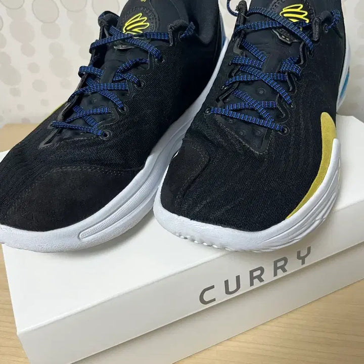 [BUNJANG] Under Armour Curry 12 Black Team Royal Basketball Shoes / 언더아머 커리 12 블랙 팀 로얄 농구화