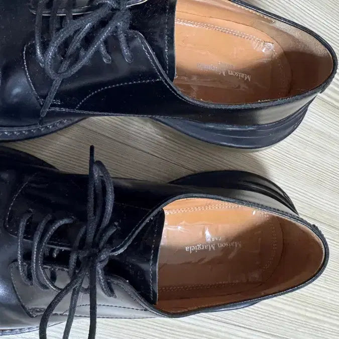 [BUNJANG] Maison Margiela 20SS Air Sole Derby Shoes / 마르지엘라 20ss 에어솔 더비 41