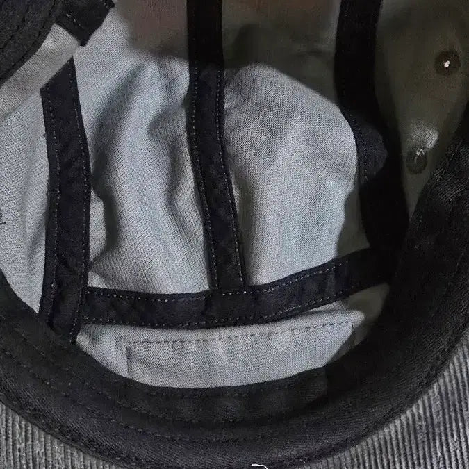 [BUNJANG] Supreme Corduroy Camp Cap Gray / 슈프림 코듀로이 캠프캡 그레이 - 23FW
