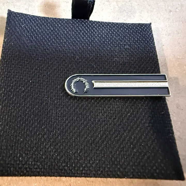 [BUNJANG] Fred Perry Tie Pin / Fred Perry 프레드페리 넥타이 핀
