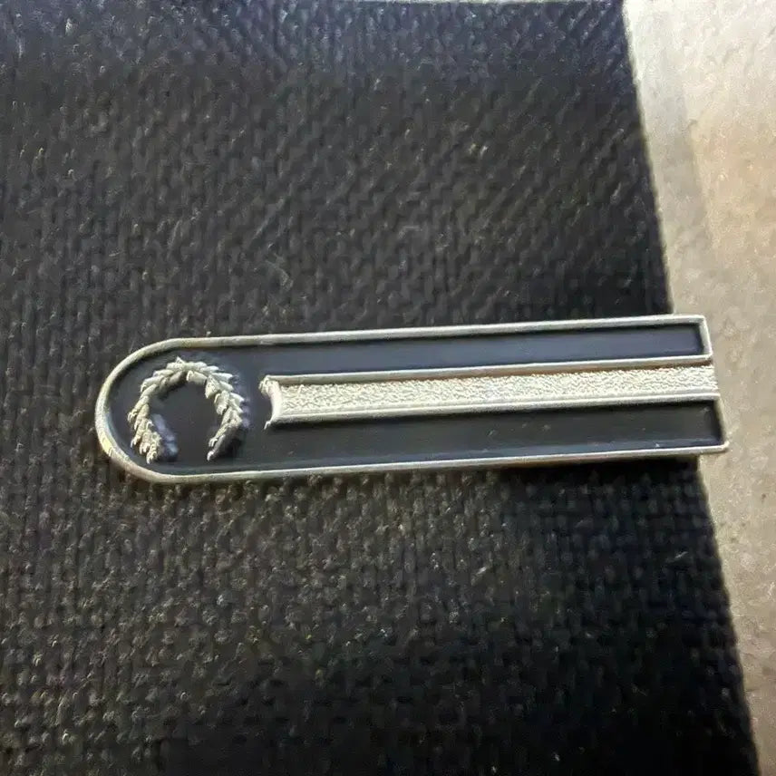 [BUNJANG] Fred Perry Tie Pin / Fred Perry 프레드페리 넥타이 핀