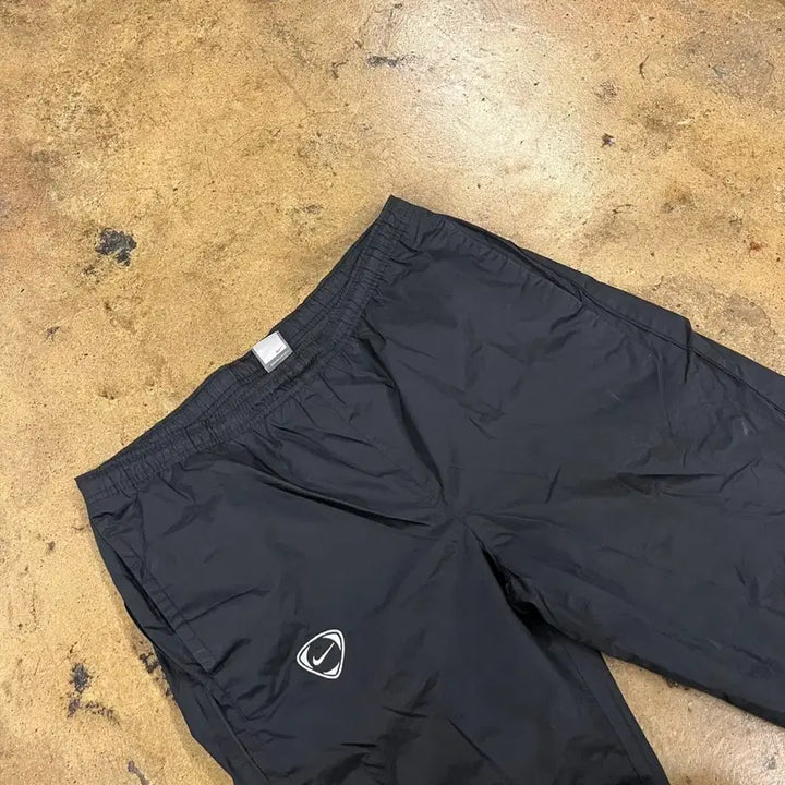 [BUNJANG] Nike Black Windbreaker Training Pants / [정품/L] 나이키 블랙 바람막이 트레이닝 바지
