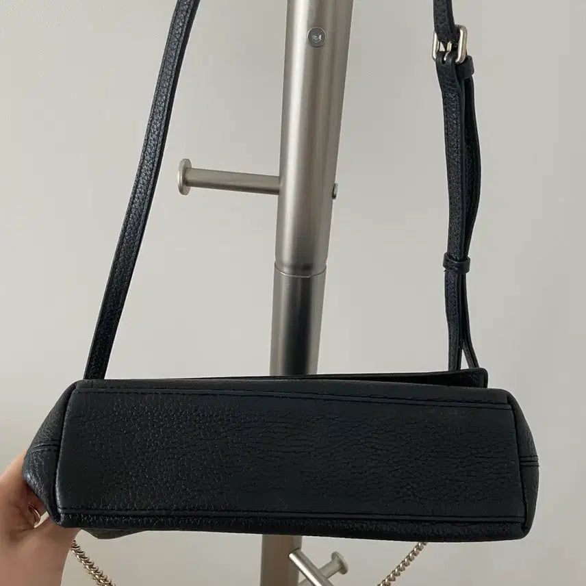[BUNJANG] Metrocity Leather Crossbody Bag / 메트로시티(Metrocity) 레더 크로스백