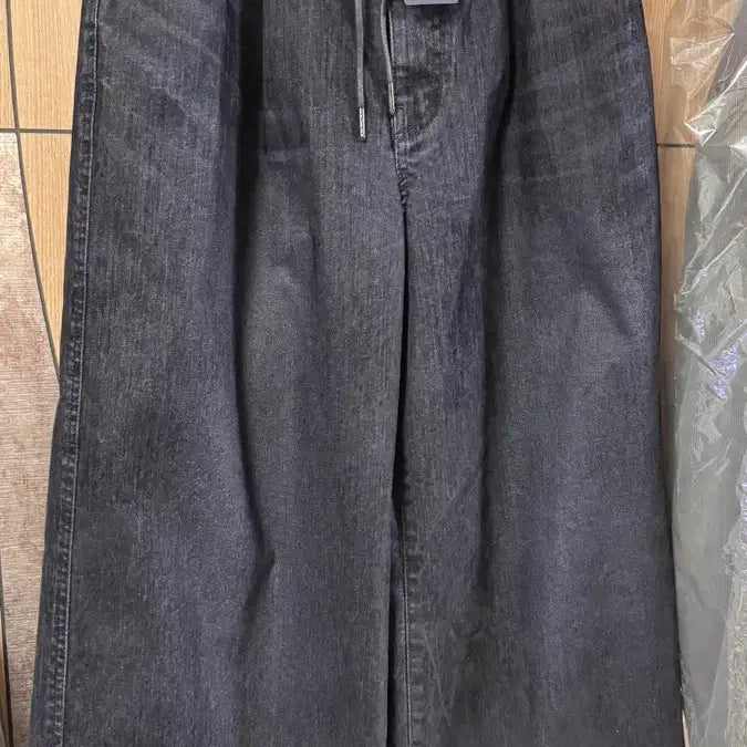 [BUNJANG] Juun.J 25FW Slub Velvet Denim Wide Pants / 준지 25fw 슬럽벨벳 데님 와이드 팬츠 44