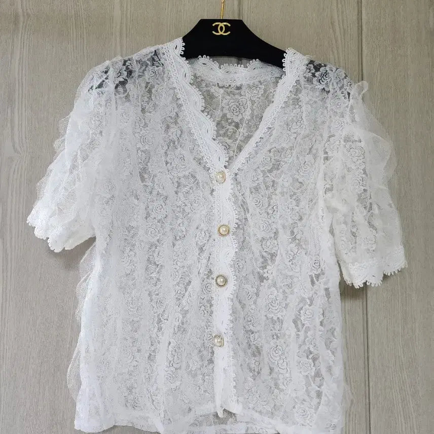 [BUNJANG] White Lace See-through Cardigan / 화이트 레이스 시스루 가디건.