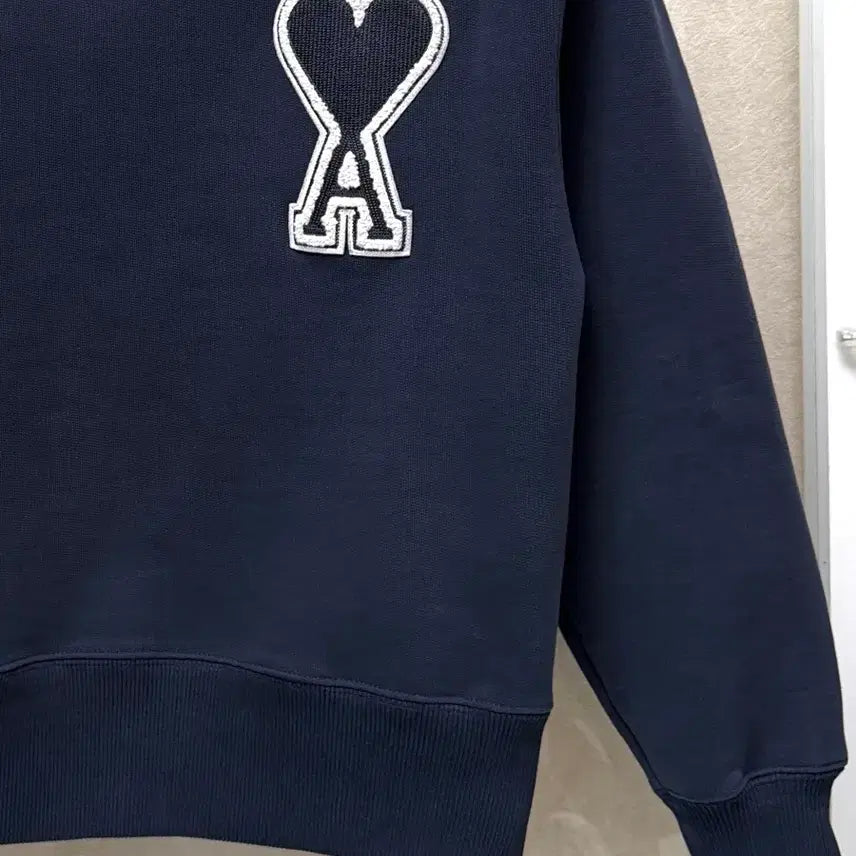 [BUNJANG] Ami Big Heart Sweatshirt Navy XXS / 아미 빅하트 맨투맨 네이비 XXS