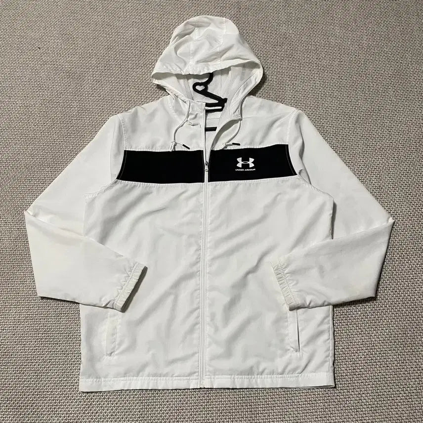 [BUNJANG] Under Armour Windbreaker Jacket XL / XL 언더아머 바람막이 자켓 B.7415