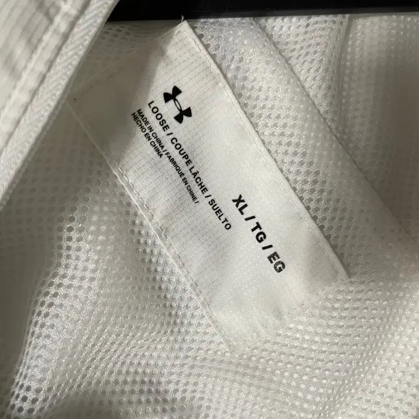 [BUNJANG] Under Armour Windbreaker Jacket XL / XL 언더아머 바람막이 자켓 B.7415