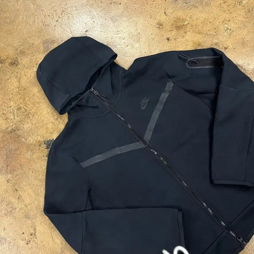 [SOLD OUT] [정품/L] 나이키 테크 플리스 후드집업 블랙