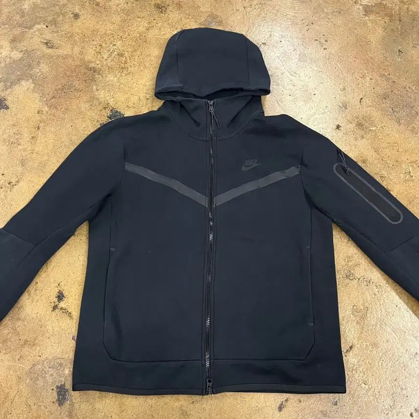 [SOLD OUT] [정품/L] 나이키 테크 플리스 후드집업 블랙