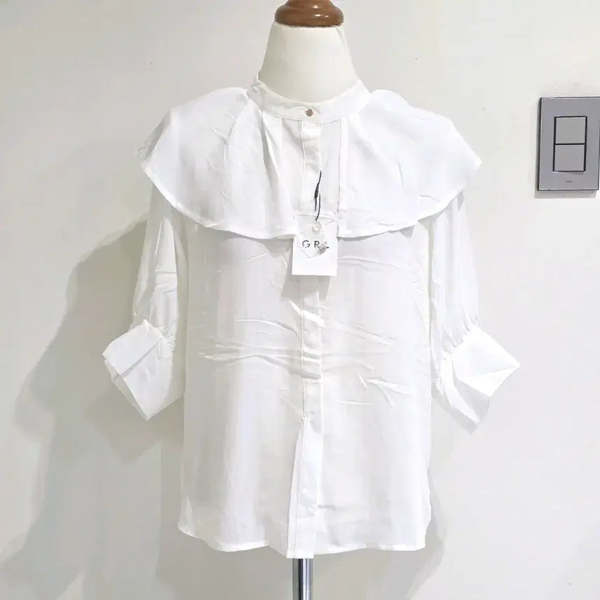 [BUNJANG] GRL Vintage White Frill Collar Romantic Blouse / GRL 일본빈티지)화이트 프릴카라 공겜여주st 로맨틱 블라우스