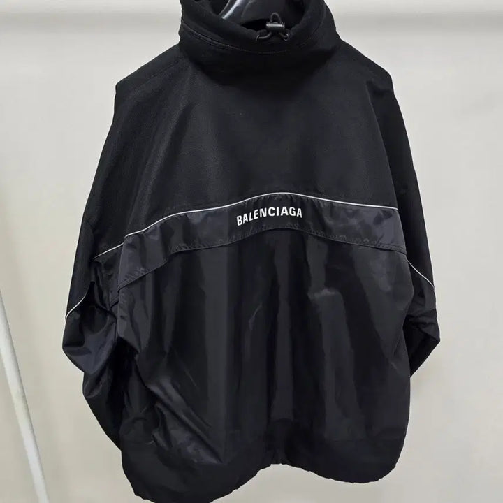 [BUNJANG] Balenciaga Hooded Anorak Jacket (Size 48) / 발렌시아가 후드 아노락 자켓 48사이즈 105 110 판매