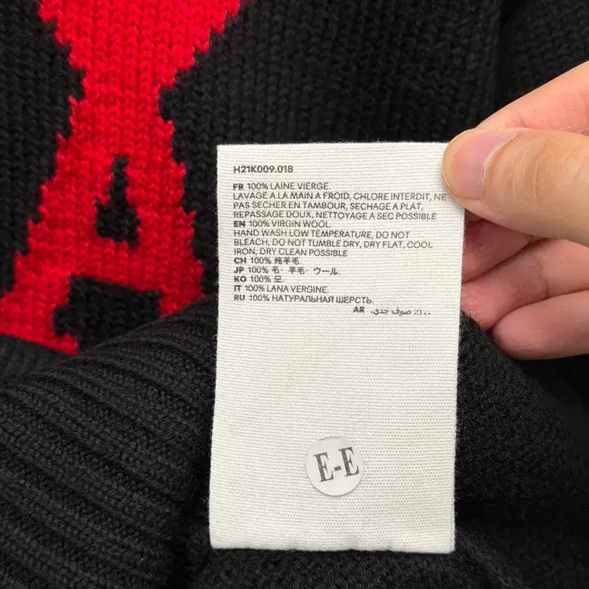 [BUNJANG] Ami Virgin Wool Big Heart Intarsia Knit Sweater Black S / 아미 버진울 빅하트 인타르시아 니트 블랙 S