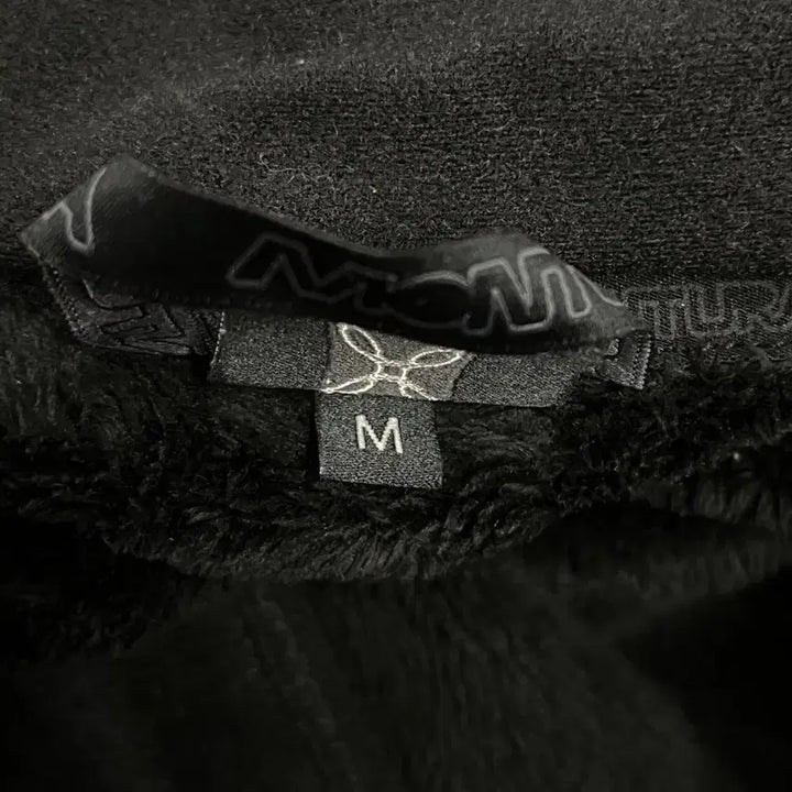 [BUNJANG] Montura Black Velvet Hooded Vest / [정품/M] 몬츄라 블랙 벨벳 후드 조끼