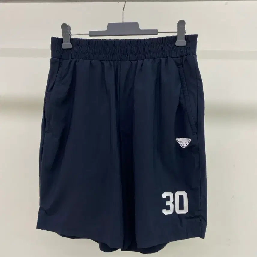 [SOLD OUT] [다이나핏] 검정 가능성 숏 팬츠 ( 허리:26-27)