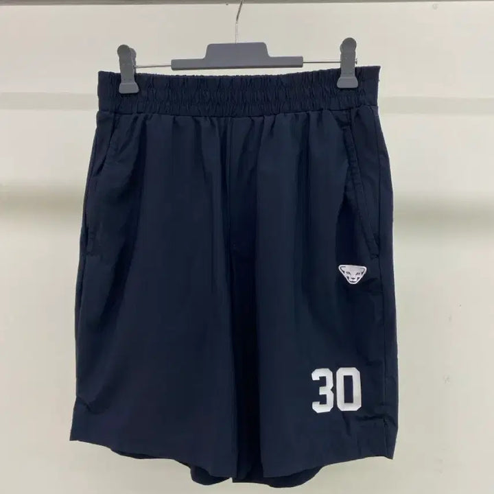 [SOLD OUT] [다이나핏] 검정 가능성 숏 팬츠 ( 허리:26-27)