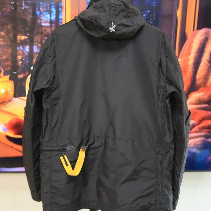 [SOLD OUT] 봄 가을 고민 끝내주는 파라점퍼스 실용 자켓