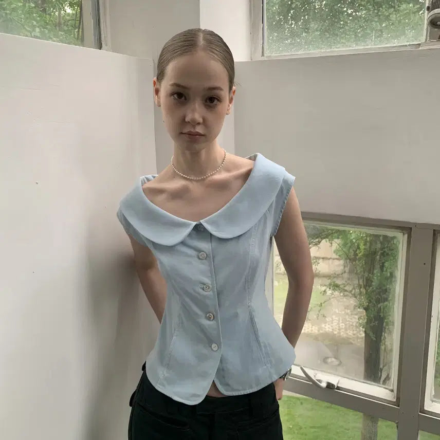 [BUNJANG] DOKNOWZERO Blue Slim Suit Blouse / DOKNOWZERO 블라우스 블루 둥근칼라 슬림 수트 반팔 셔츠