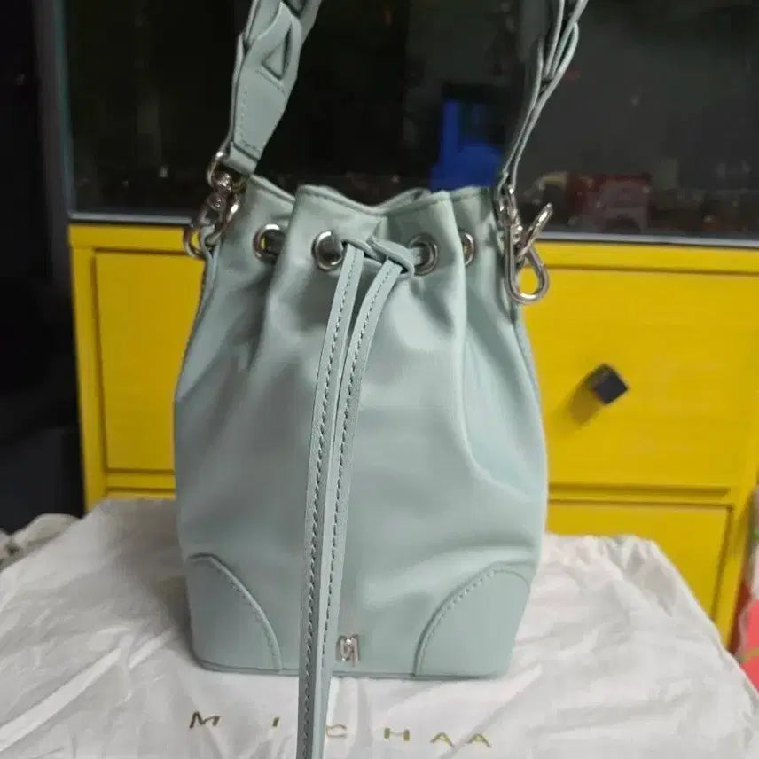 [SOLD OUT] 미샤버킷백