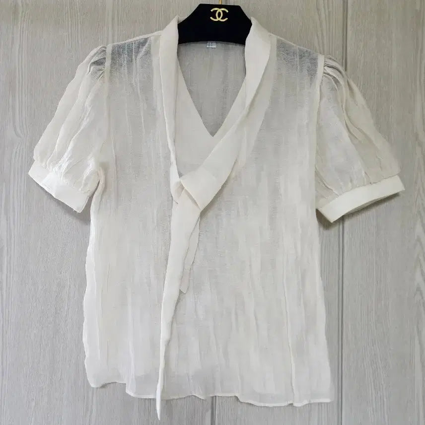 [BUNJANG] See-through Puff Sleeve Ribbon Blouse / 시스루 퍼프 리본 블라우스