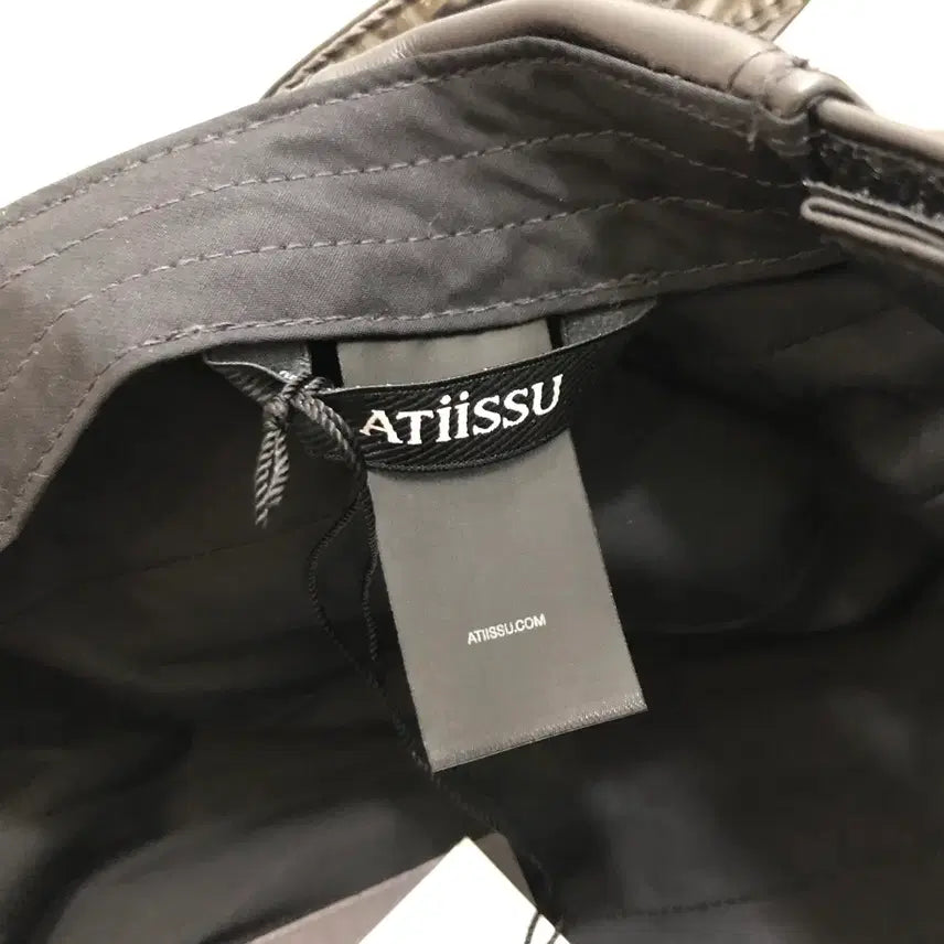 [BUNJANG] atiissu Felix FLX Cap Hat / atiissu 어티슈 flx cap 필릭스 캡 모자