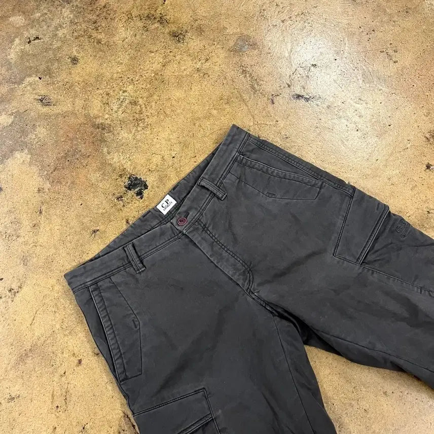 [SOLD OUT] [정품/86] C.P. 컴퍼니 카고 바지 블랙