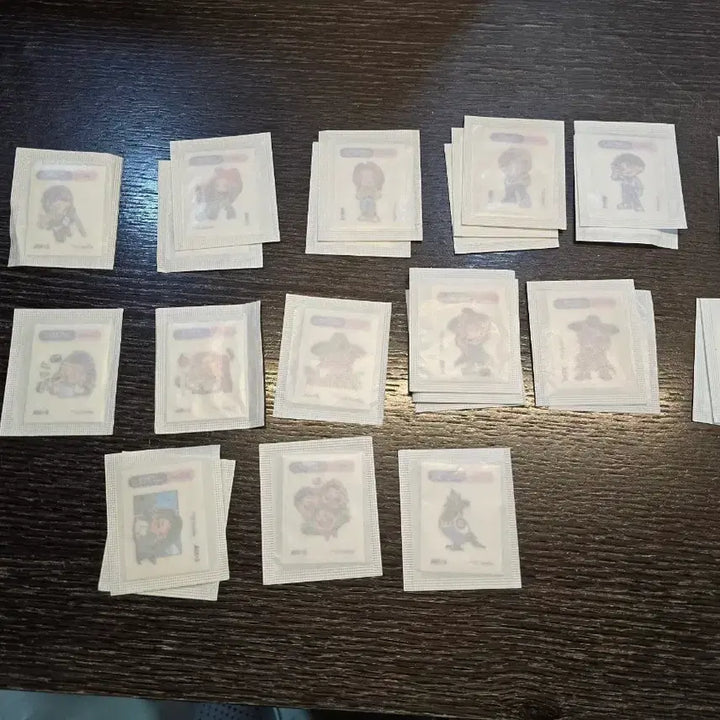[BUNJANG] Amos Kedehun Sticker Exchange / 아모스 케데헌 띠부씰 교환합니다.