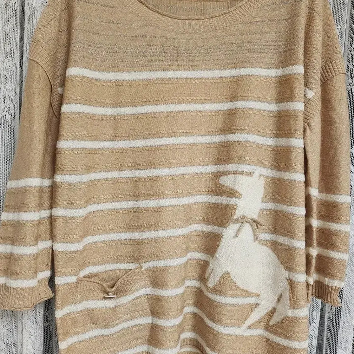[BUNJANG] Beige Striped Horse Pattern Knit Sweater / 베이지 스트라이프 말 패턴 니트