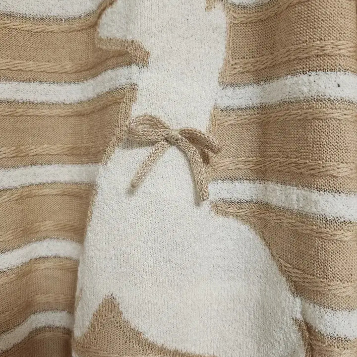 [BUNJANG] Beige Striped Horse Pattern Knit Sweater / 베이지 스트라이프 말 패턴 니트