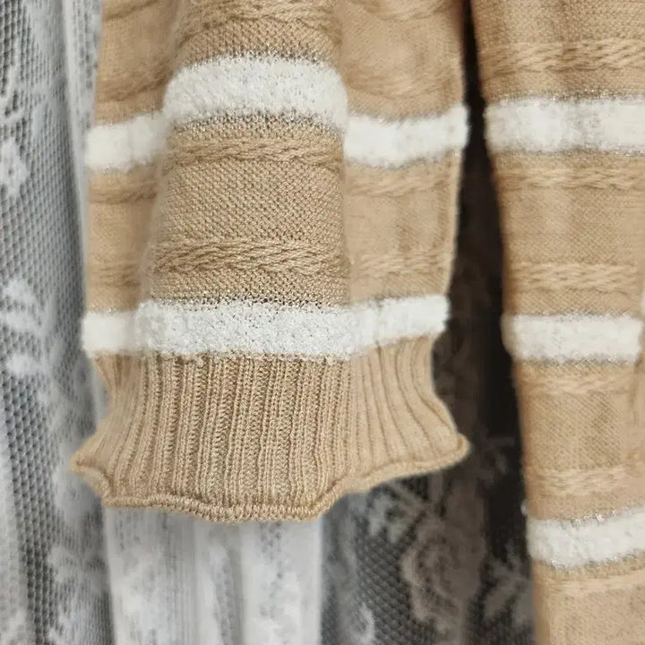 [BUNJANG] Beige Striped Horse Pattern Knit Sweater / 베이지 스트라이프 말 패턴 니트