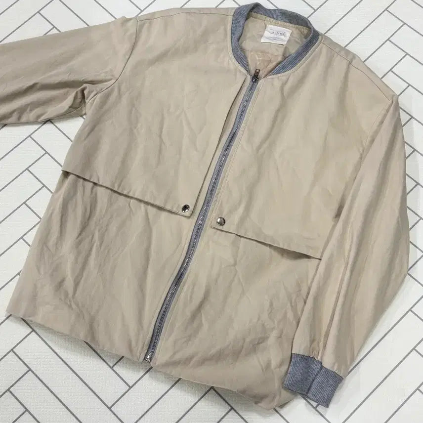 [BUNJANG] Free Size Beige Bomber Jacket / 여자 free 여자 봄자켓