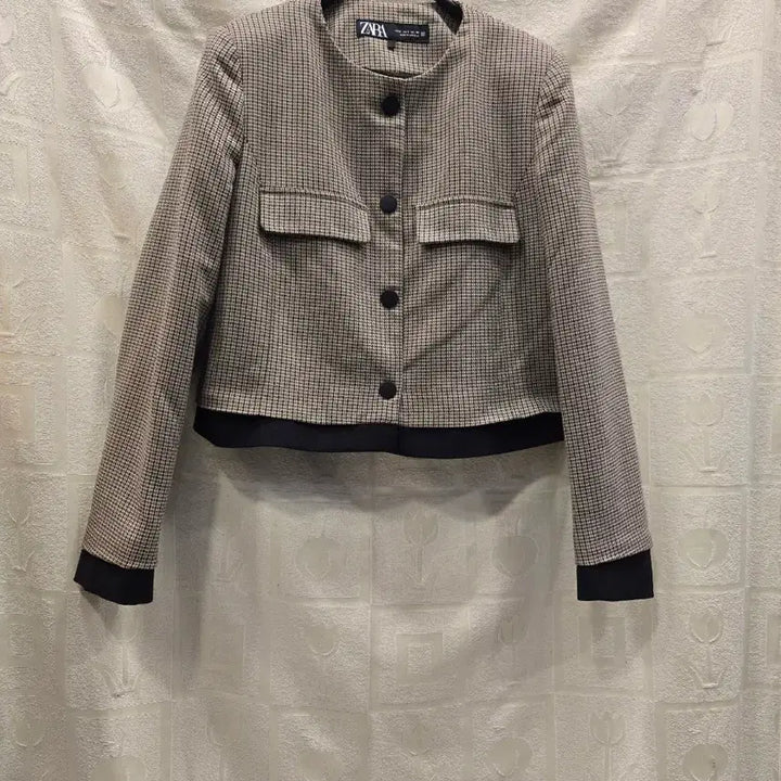 [BUNJANG] ZARA Checkered Crop Jacket / 자라 ZARA 체크 크롭 자켓 S