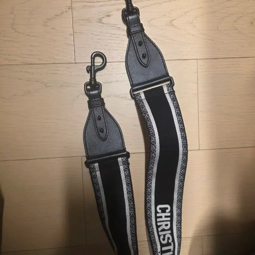 [BUNJANG] Dior Matte Black Strap / 디올 스트랩 무광블랙 풀박