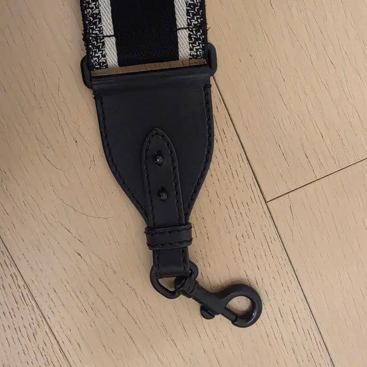 [BUNJANG] Dior Matte Black Strap / 디올 스트랩 무광블랙 풀박