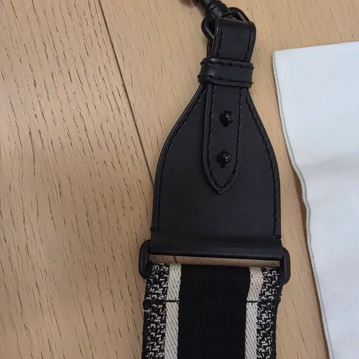[BUNJANG] Dior Matte Black Strap / 디올 스트랩 무광블랙 풀박